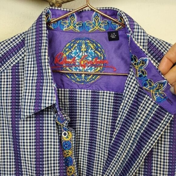 Robert graham button up shirt in cool colors - Picture 7 of 8